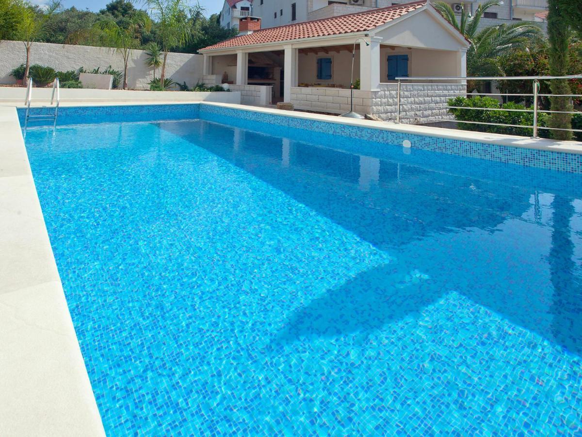 Apartment Villa 2 Pools-1 By Interhome Sutivan Luaran gambar
