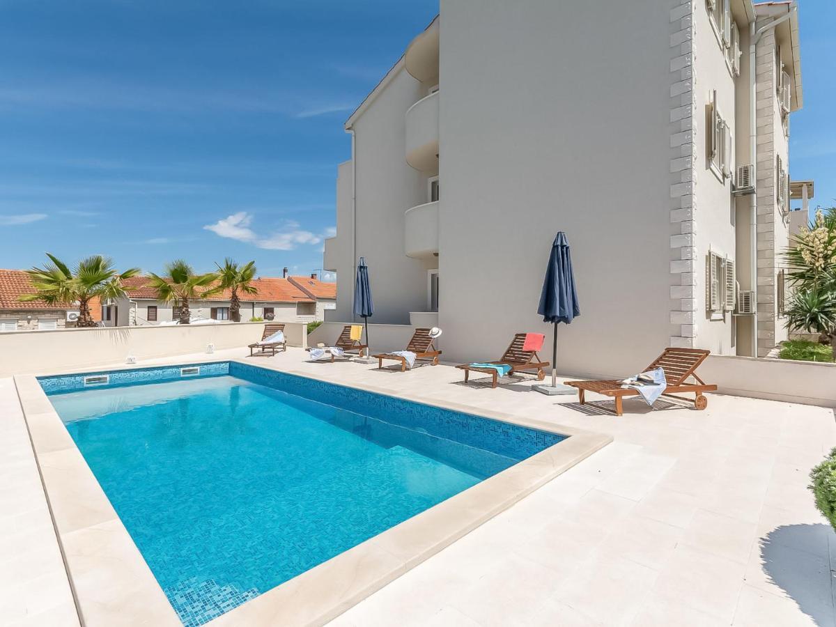 Apartment Villa 2 Pools-1 By Interhome Sutivan Luaran gambar