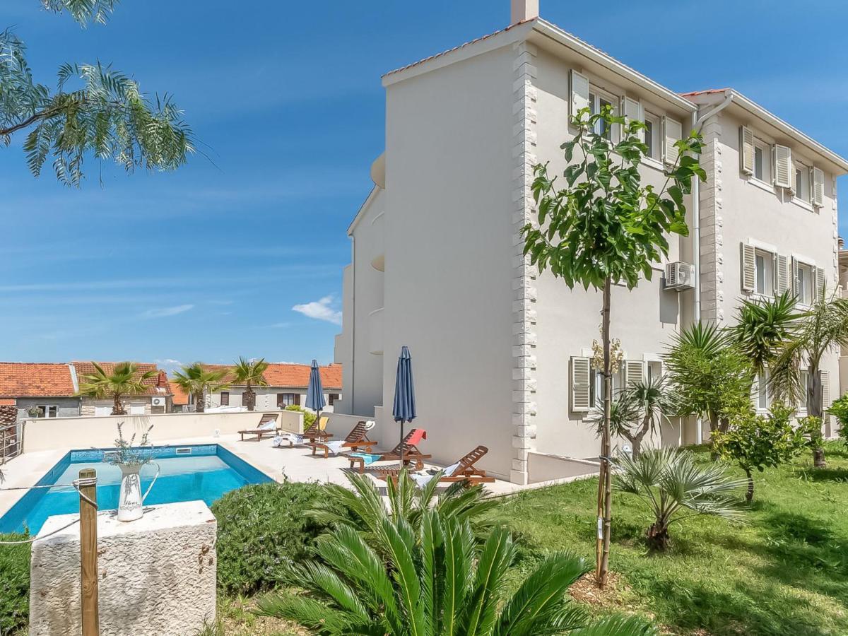 Apartment Villa 2 Pools-1 By Interhome Sutivan Luaran gambar